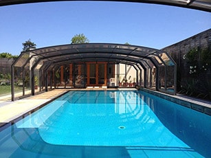 Photo of an Oceanic High retractable pool enclosure