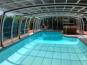 Photo of an Omega High swimming pool enclosure