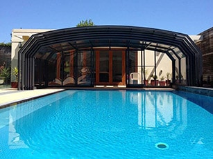 Photo of an Omega High swimming pool enclosures