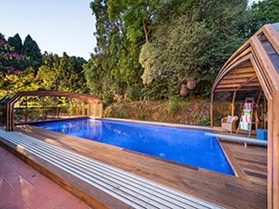 Photo of an Oceanic High swimming pool enclosure