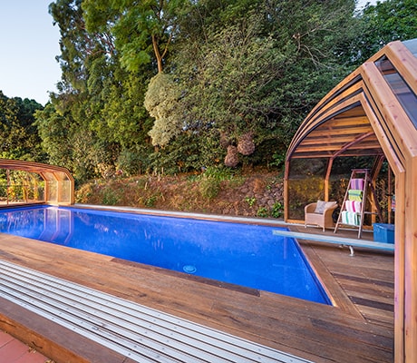 Photo of an Oceanic High swimming pool enclosure